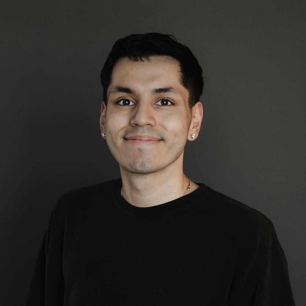 Hugo-Cardoso_1000x1000_Plainshirt